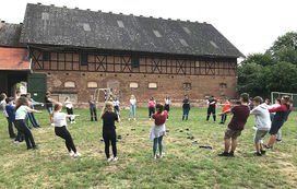 Anorak21 an der Ursulinenschule Fritzlar: Erlebnispädagogisches Programm „out of doors“ für den Jahrgang 8
